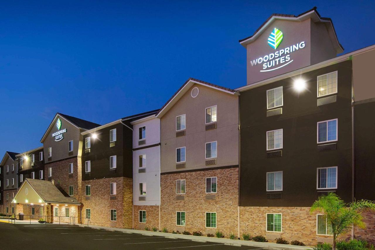 Woodspring Suites Bakersfield East エクステリア 写真