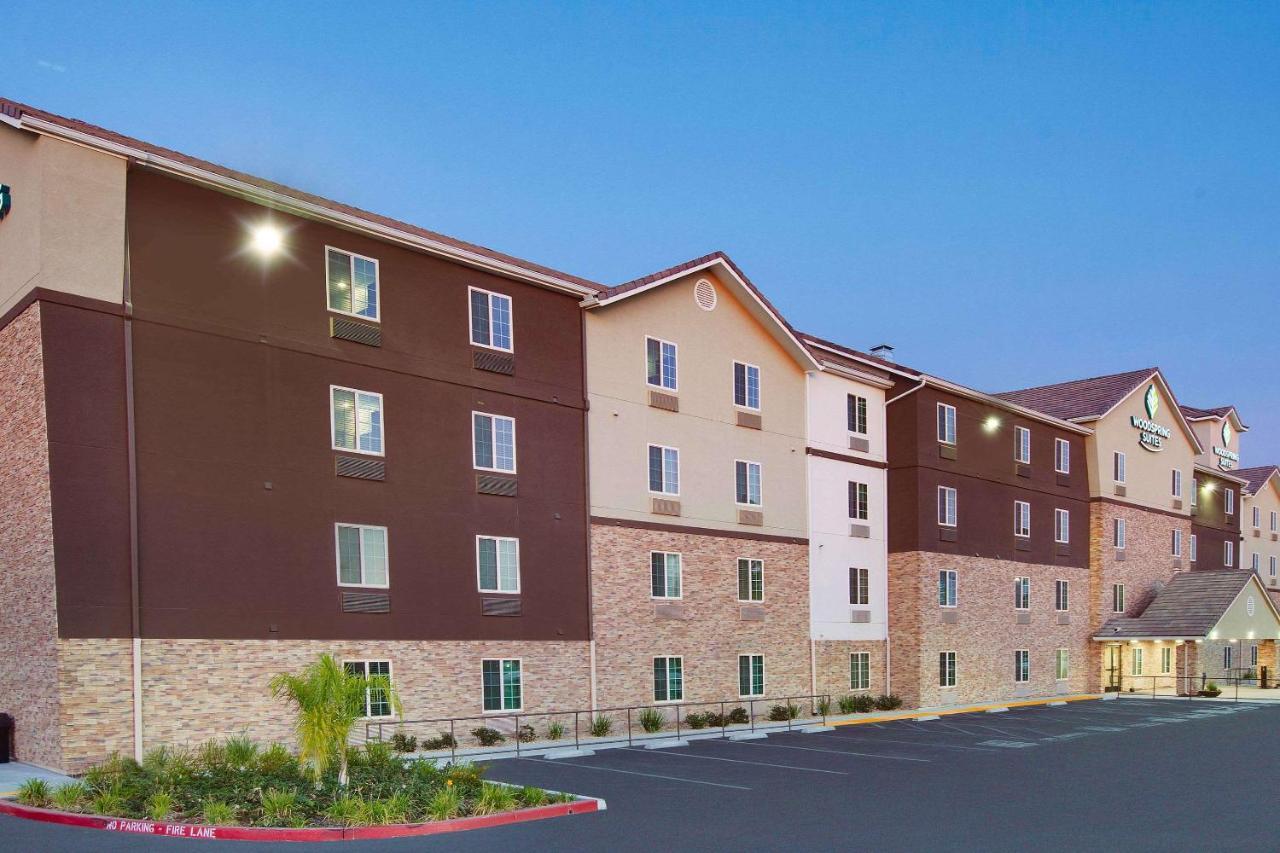 Woodspring Suites Bakersfield East エクステリア 写真