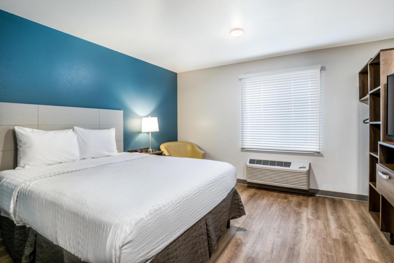 Woodspring Suites Bakersfield East エクステリア 写真